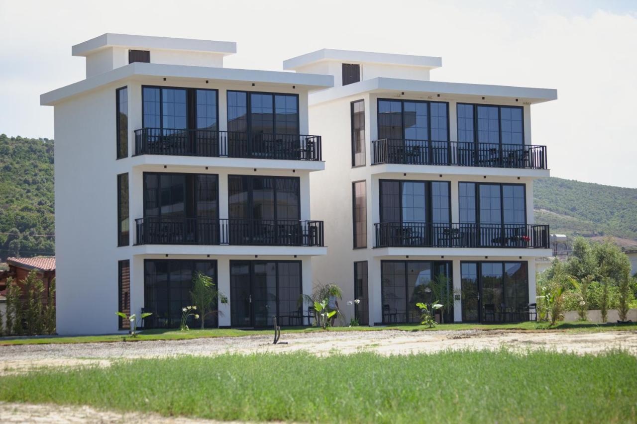 Posh Villas Rrogozhine Ngoại thất bức ảnh