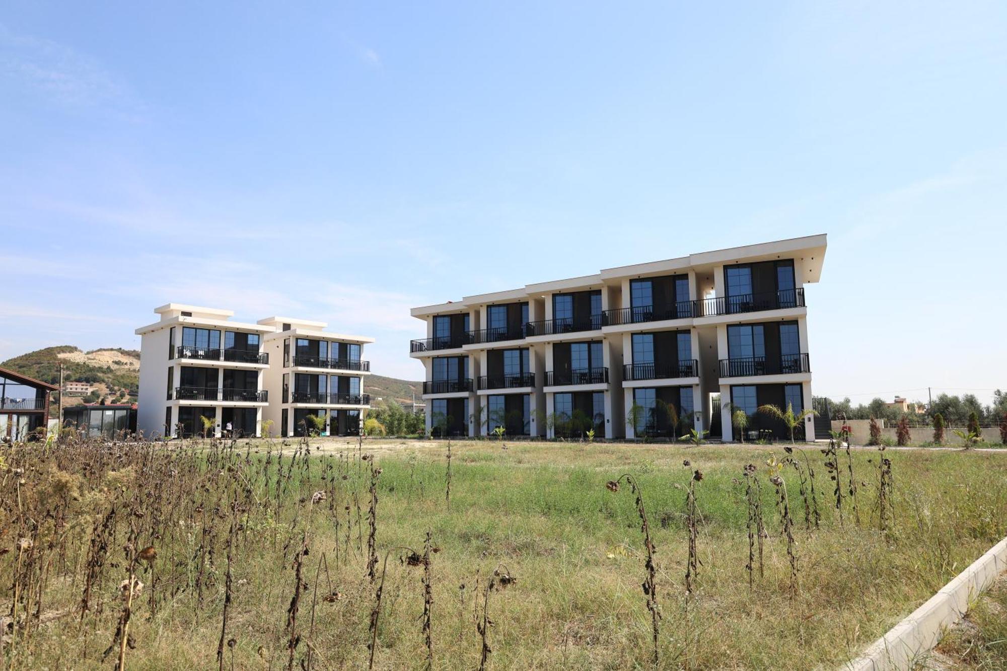 Posh Villas Rrogozhine Ngoại thất bức ảnh