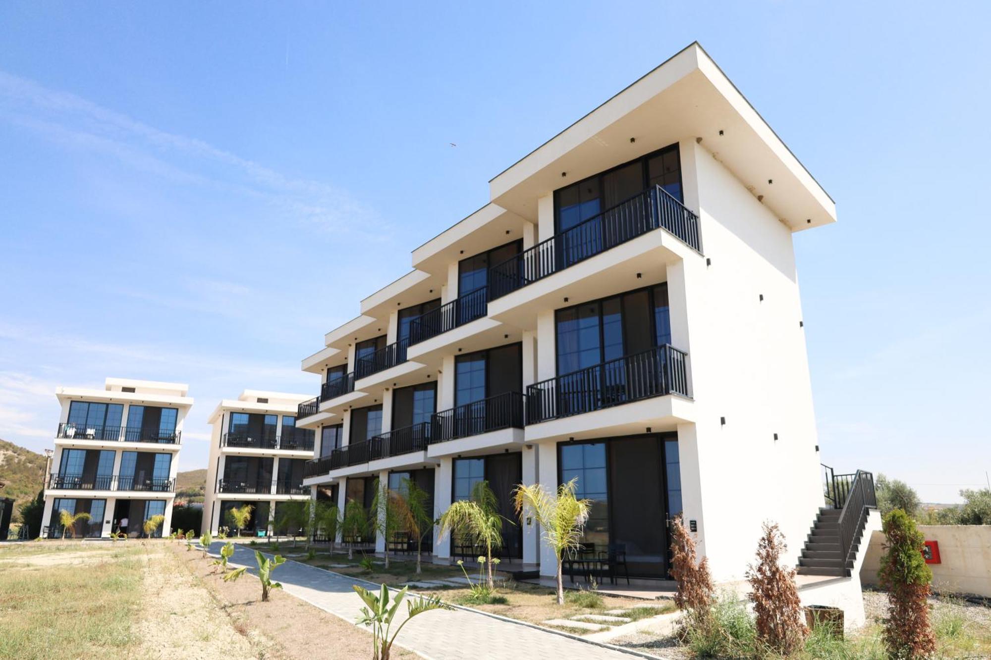 Posh Villas Rrogozhine Ngoại thất bức ảnh