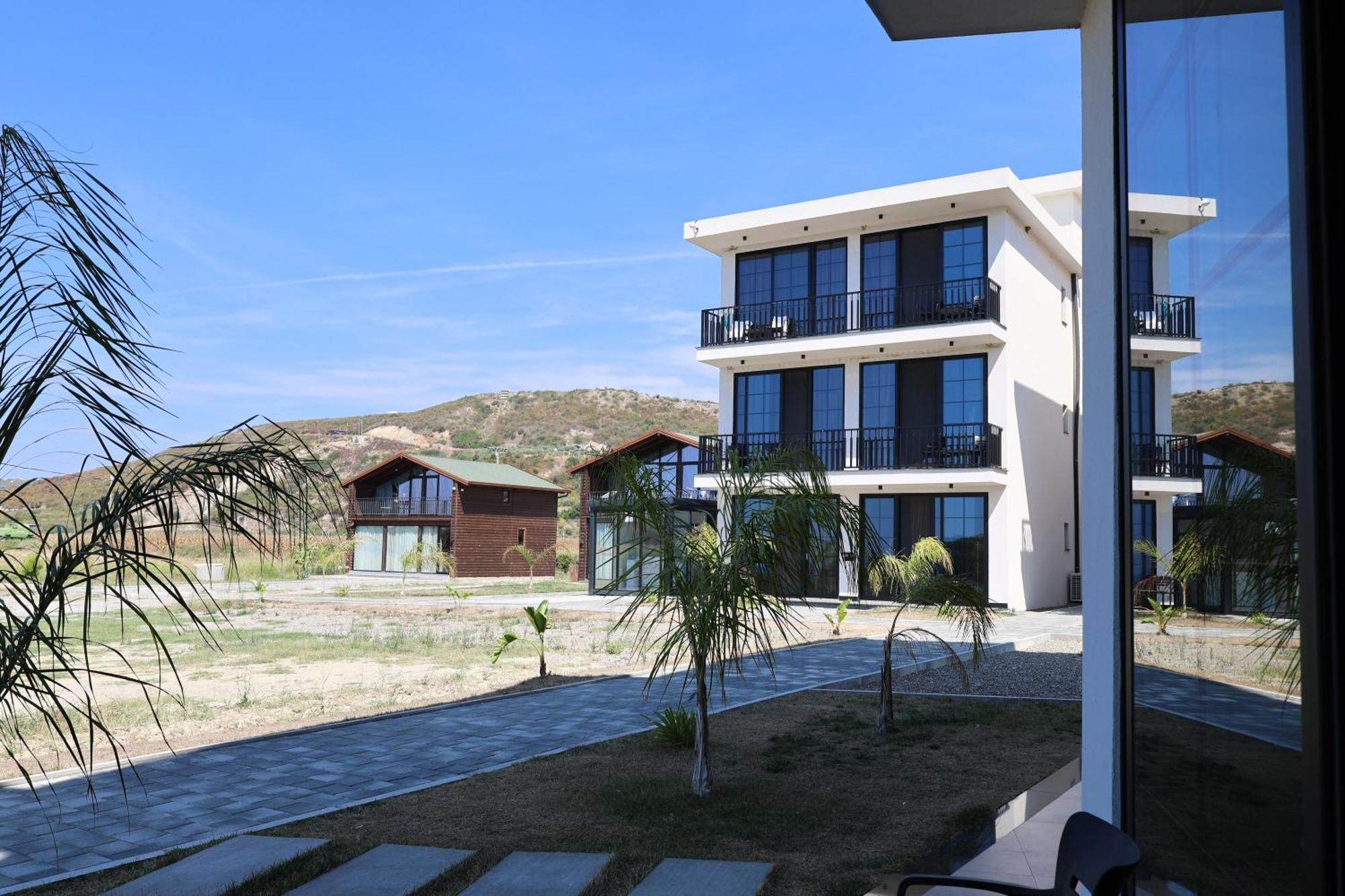 Posh Villas Rrogozhine Ngoại thất bức ảnh