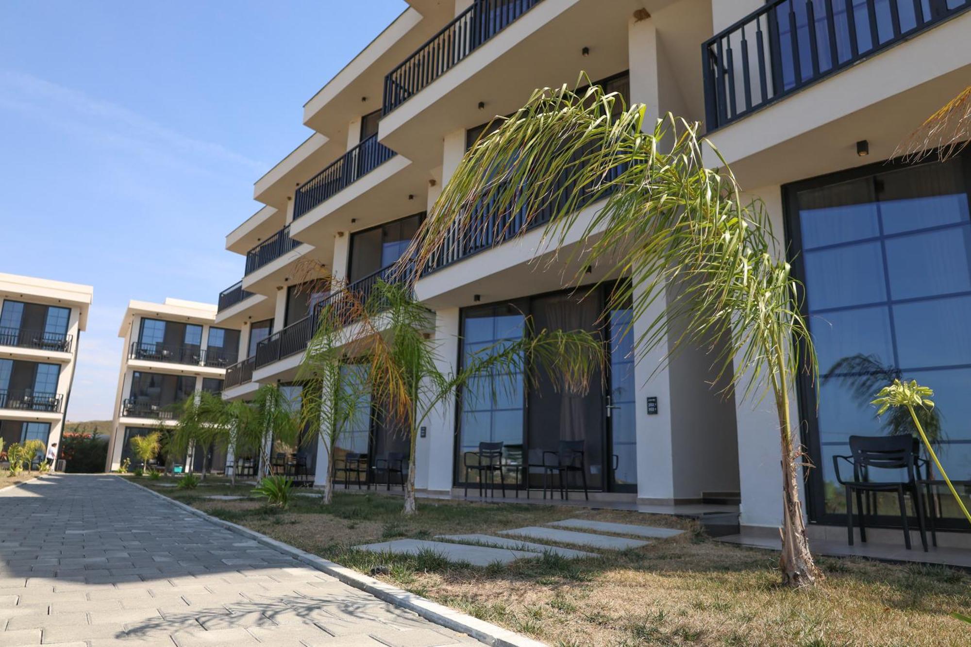 Posh Villas Rrogozhine Ngoại thất bức ảnh
